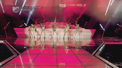 Girls_Aloud_-_Ten_-_The_Hits_Tour_2013_-_1080p_-_MTV_Live_HD_mkv0824.jpg