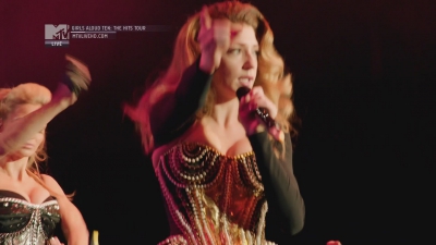 Girls_Aloud_-_Ten_-_The_Hits_Tour_2013_-_1080p_-_MTV_Live_HD_mkv0904.jpg