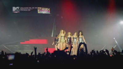 Girls_Aloud_-_Ten_-_The_Hits_Tour_2013_-_1080p_-_MTV_Live_HD_mkv0990.jpg