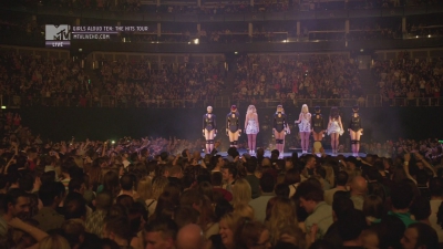 Girls_Aloud_-_Ten_-_The_Hits_Tour_2013_-_1080p_-_MTV_Live_HD_mkv1358.jpg