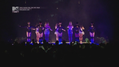 Girls_Aloud_-_Ten_-_The_Hits_Tour_2013_-_1080p_-_MTV_Live_HD_mkv1365.jpg