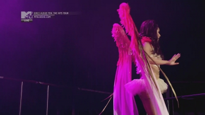 Girls_Aloud_-_Ten_-_The_Hits_Tour_2013_-_1080p_-_MTV_Live_HD_mkv1430.jpg