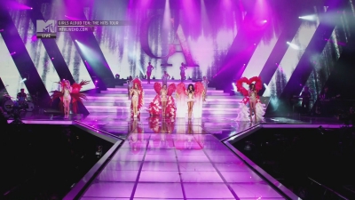 Girls_Aloud_-_Ten_-_The_Hits_Tour_2013_-_1080p_-_MTV_Live_HD_mkv1459.jpg