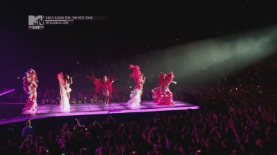 Girls_Aloud_-_Ten_-_The_Hits_Tour_2013_-_1080p_-_MTV_Live_HD_mkv1488.jpg