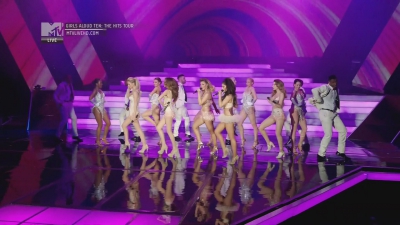 Girls_Aloud_-_Ten_-_The_Hits_Tour_2013_-_1080p_-_MTV_Live_HD_mkv1711.jpg