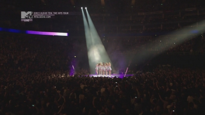 Girls_Aloud_-_Ten_-_The_Hits_Tour_2013_-_1080p_-_MTV_Live_HD_mkv1836.jpg