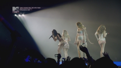 Girls_Aloud_-_Ten_-_The_Hits_Tour_2013_-_1080p_-_MTV_Live_HD_mkv1998.jpg