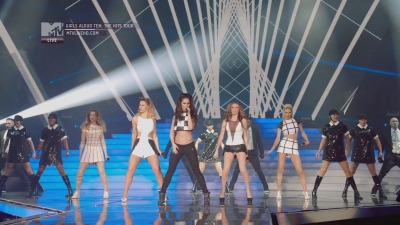 Girls_Aloud_-_Ten_-_The_Hits_Tour_2013_-_1080p_-_MTV_Live_HD_mkv2118.jpg