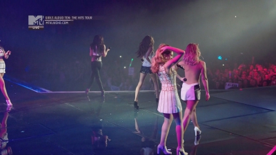 Girls_Aloud_-_Ten_-_The_Hits_Tour_2013_-_1080p_-_MTV_Live_HD_mkv2314.jpg