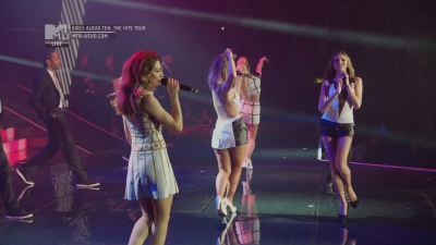 Girls_Aloud_-_Ten_-_The_Hits_Tour_2013_-_1080p_-_MTV_Live_HD_mkv2361.jpg