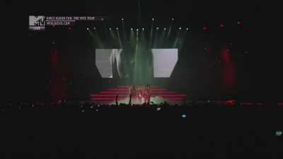 Girls_Aloud_-_Ten_-_The_Hits_Tour_2013_-_1080p_-_MTV_Live_HD_mkv2479.jpg
