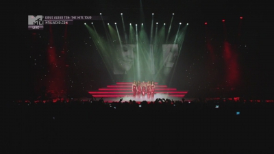 Girls_Aloud_-_Ten_-_The_Hits_Tour_2013_-_1080p_-_MTV_Live_HD_mkv2482.jpg
