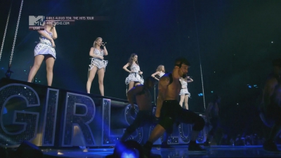 Girls_Aloud_-_Ten_-_The_Hits_Tour_2013_-_1080p_mkv0000_2850329.jpg