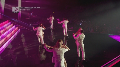 Girls_Aloud_-_Ten_-_The_Hits_Tour_2013_-_1080p_mkv0000_288029.jpg