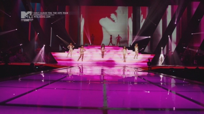 Girls_Aloud_-_Ten_-_The_Hits_Tour_2013_-_1080p_mkv0000_28829.jpg