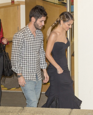 Cheryl_and_JB_leaving_Fountain_Studios_25_10_14_281729.jpg