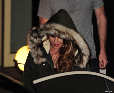 Cheryl_and_JB_leaving_Fountain_Studios_26_10_14_28729.jpg