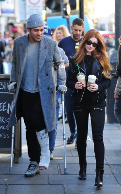Nicola_Out_in_London_with_Joel_Compass_27_10_14_281129.jpg