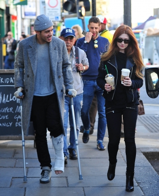Nicola_Out_in_London_with_Joel_Compass_27_10_14_281529.jpg