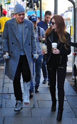 Nicola_Out_in_London_with_Joel_Compass_27_10_14_281629.jpg