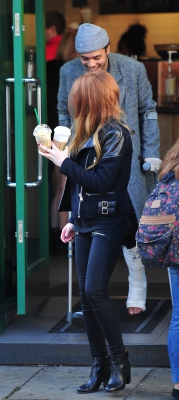 Nicola_Out_in_London_with_Joel_Compass_27_10_14_28629.jpg