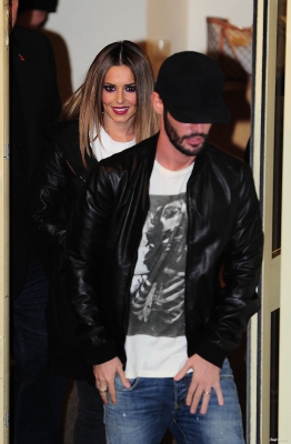 Cheryl_Leaving_Fountain_Studios_01_11_14_28329.jpg