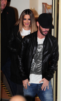Cheryl_Leaving_Fountain_Studios_01_11_14_28429.jpg