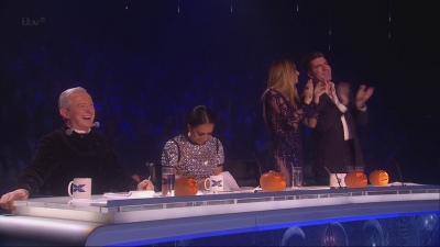 The_X_Factor_UK_S11E21_720p_HDTV_x264-FTP_mkv4832.jpg