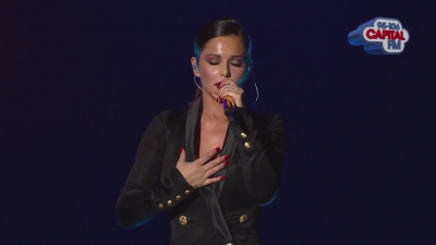 Cheryl_Cole_-_3_Words_ft__will_i_am_-_Live_at_Jingle_Bell_Ball_2012_cherylcole_ru_mp40016.jpg