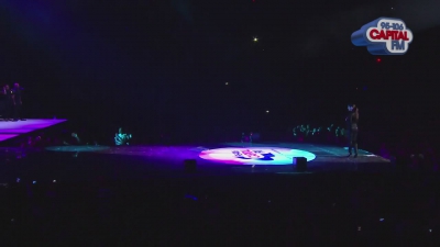 Cheryl_Cole_-_3_Words_ft__will_i_am_-_Live_at_Jingle_Bell_Ball_2012_cherylcole_ru_mp40033.jpg