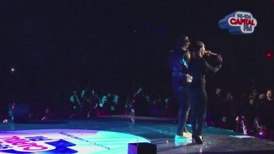 Cheryl_Cole_-_3_Words_ft__will_i_am_-_Live_at_Jingle_Bell_Ball_2012_cherylcole_ru_mp40069.jpg
