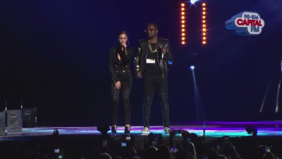 Cheryl_Cole_-_3_Words_ft__will_i_am_-_Live_at_Jingle_Bell_Ball_2012_cherylcole_ru_mp40079.jpg