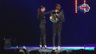 Cheryl_Cole_-_3_Words_ft__will_i_am_-_Live_at_Jingle_Bell_Ball_2012_cherylcole_ru_mp40127.jpg