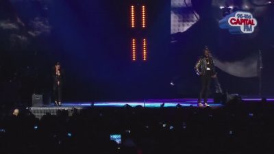 Cheryl_Cole_-_3_Words_ft__will_i_am_-_Live_at_Jingle_Bell_Ball_2012_cherylcole_ru_mp40142.jpg