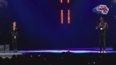 Cheryl_Cole_-_3_Words_ft__will_i_am_-_Live_at_Jingle_Bell_Ball_2012_cherylcole_ru_mp40150.jpg