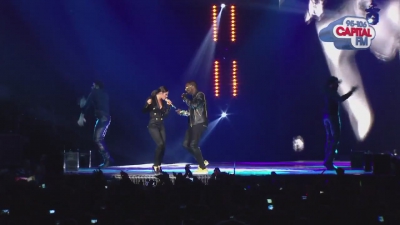 Cheryl_Cole_-_3_Words_ft__will_i_am_-_Live_at_Jingle_Bell_Ball_2012_cherylcole_ru_mp40190.jpg