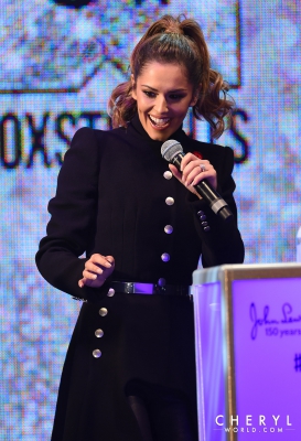 Oxford_Street_Christmas_Lights_Switch-On_-_On_Stage_06_11_14_2810329.jpg