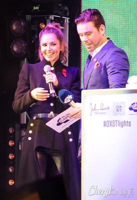 Oxford_Street_Christmas_Lights_Switch-On_-_On_Stage_06_11_14_2812629.jpg