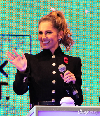 Oxford_Street_Christmas_Lights_Switch-On_-_On_Stage_06_11_14_2816329.jpg