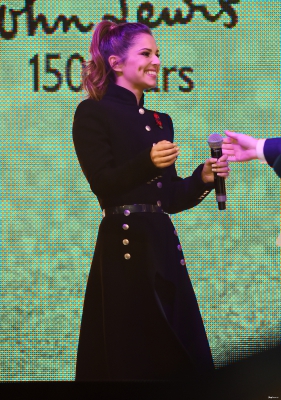 Oxford_Street_Christmas_Lights_Switch-On_-_On_Stage_06_11_14_2819929.JPG
