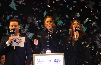 Oxford_Street_Christmas_Lights_Switch-On_-_On_Stage_06_11_14_2824029.jpg