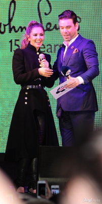 Oxford_Street_Christmas_Lights_Switch-On_-_On_Stage_06_11_14_282429.jpg