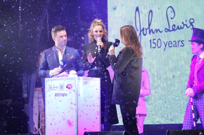 Oxford_Street_Christmas_Lights_Switch-On_-_On_Stage_06_11_14_2836329.jpg
