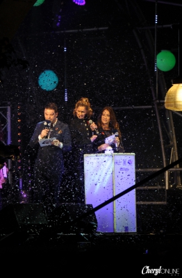 Oxford_Street_Christmas_Lights_Switch-On_-_On_Stage_06_11_14_284729.jpg