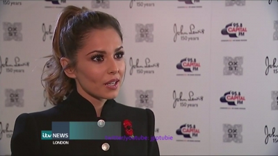 Cheryl_Fernandez-Versini_-_5BHD5D_Turning_on_Oxford_Street_Christmas_Lights_mp40058.jpg