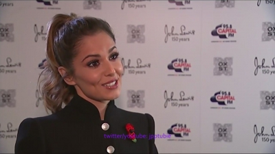 Cheryl_Fernandez-Versini_-_5BHD5D_Turning_on_Oxford_Street_Christmas_Lights_mp40086.jpg