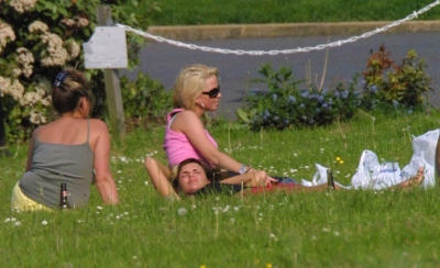 09.jpg