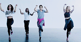tumblr_ner6u4ceYU1s51f5to2_400.gif