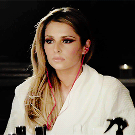 tumblr_ner7id2XZq1s51f5to1_400.gif