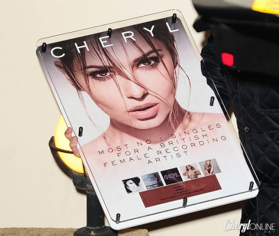 Cheryl_and_JB_leaving_Fountain_Studios_09_11_14_281229.jpg
